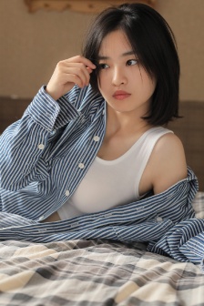 又爽又爽的免费视频美女