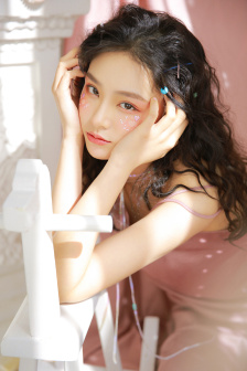 出包女王ova