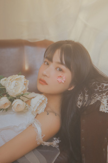 童颜美女